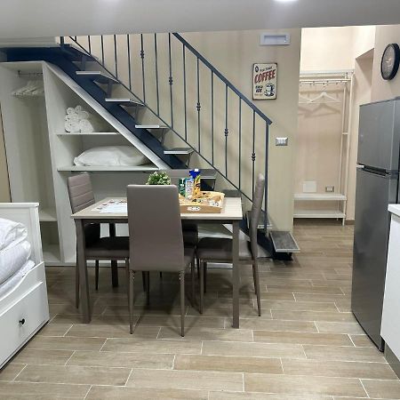 Napoli Centro - La Casa Di Cate Bed & Breakfast Екстериор снимка
