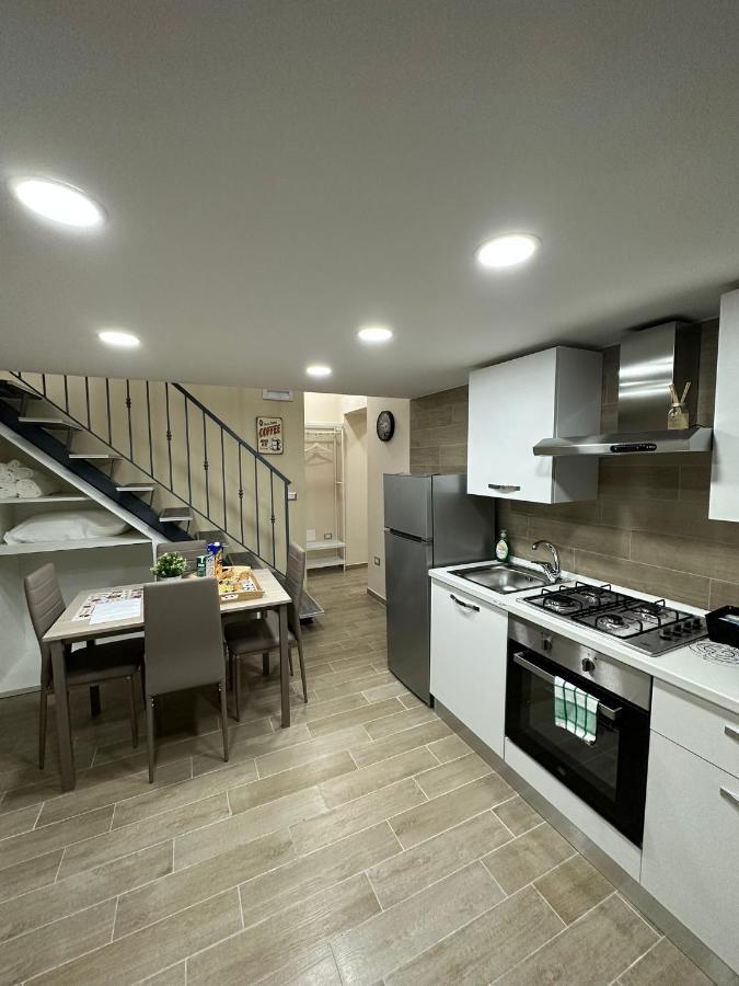 Napoli Centro - La Casa Di Cate Bed & Breakfast Екстериор снимка