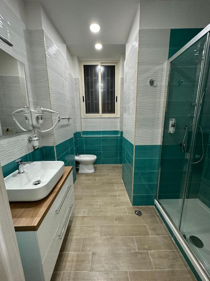 Napoli Centro - La Casa Di Cate Bed & Breakfast Екстериор снимка